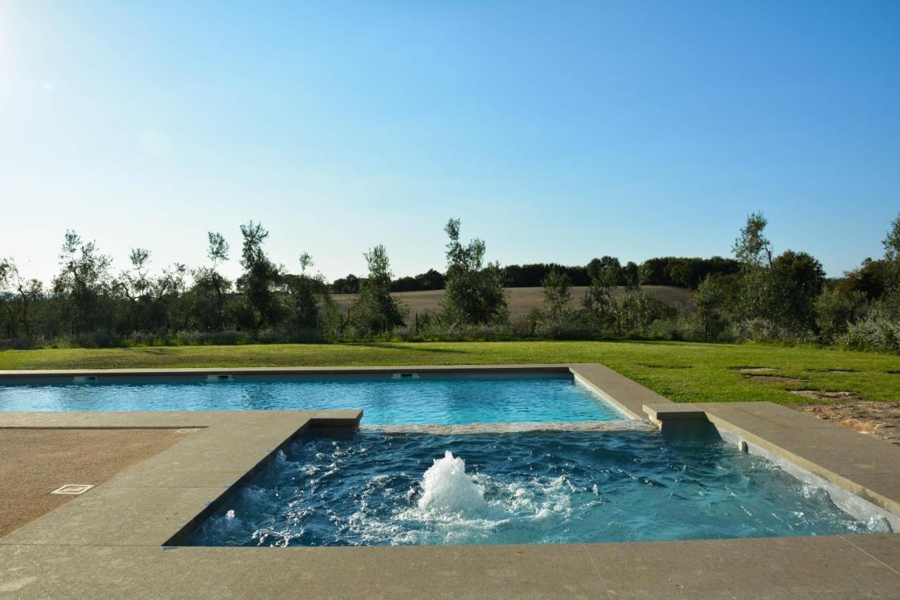 Agriturismo Casale Bonaparte Cellere Buitenkant foto