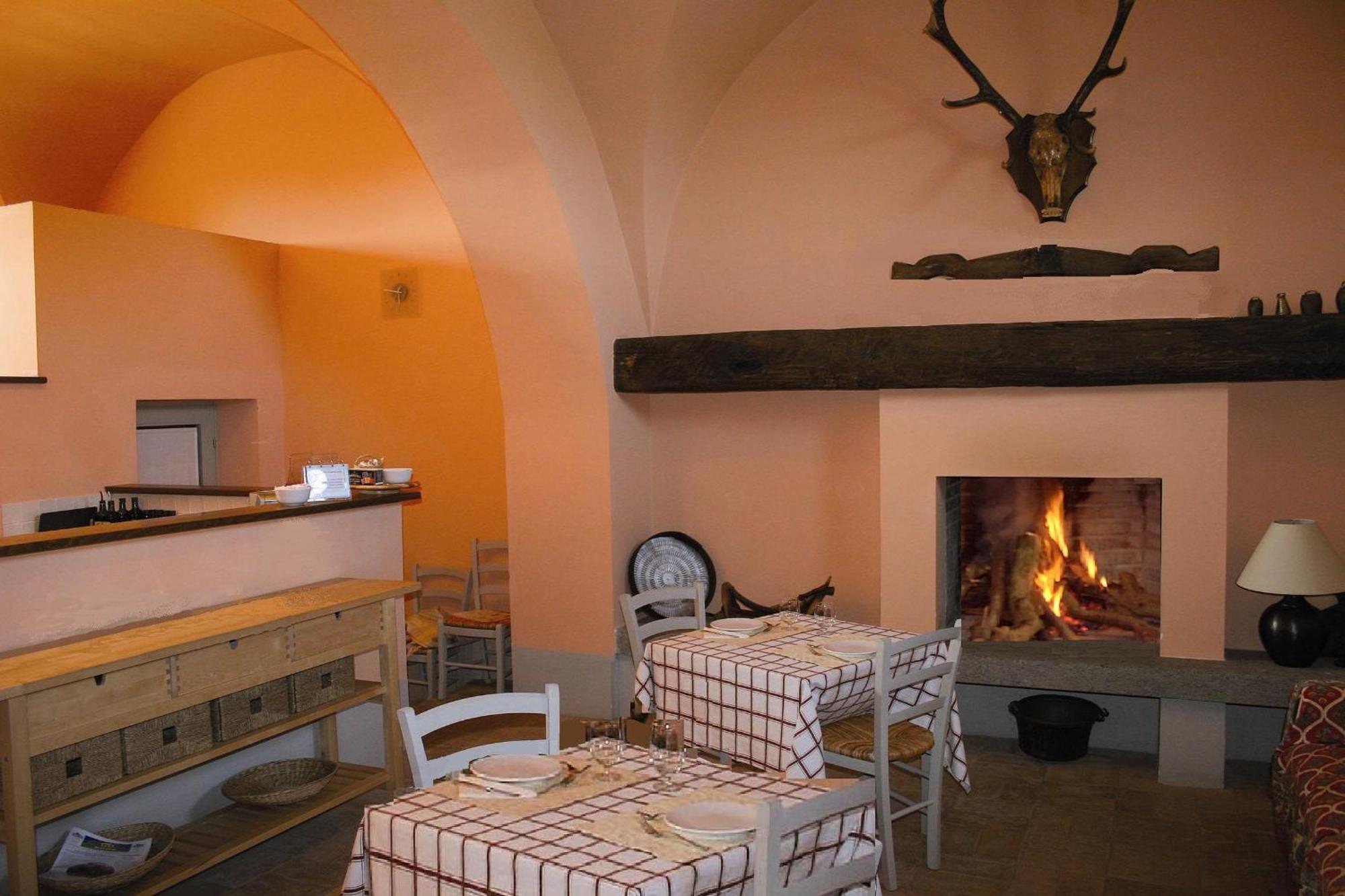 Agriturismo Casale Bonaparte Cellere Buitenkant foto