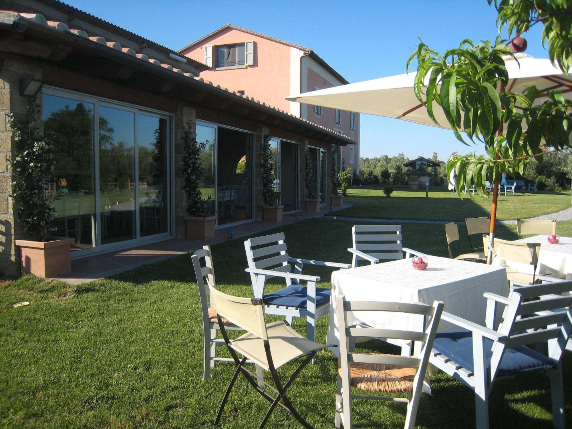 Agriturismo Casale Bonaparte Cellere Buitenkant foto
