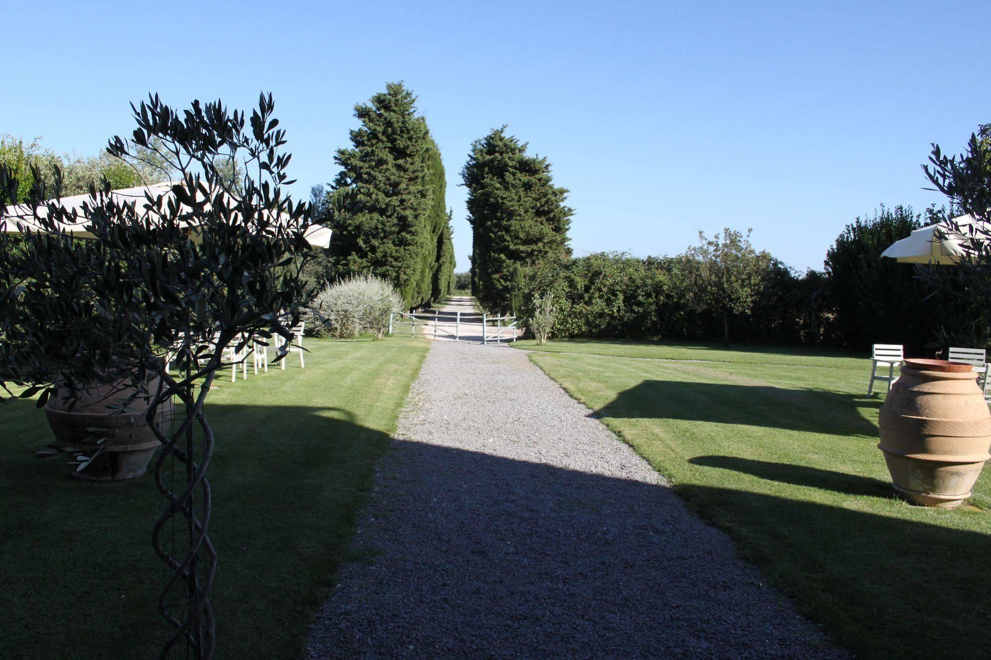 Agriturismo Casale Bonaparte Cellere Buitenkant foto