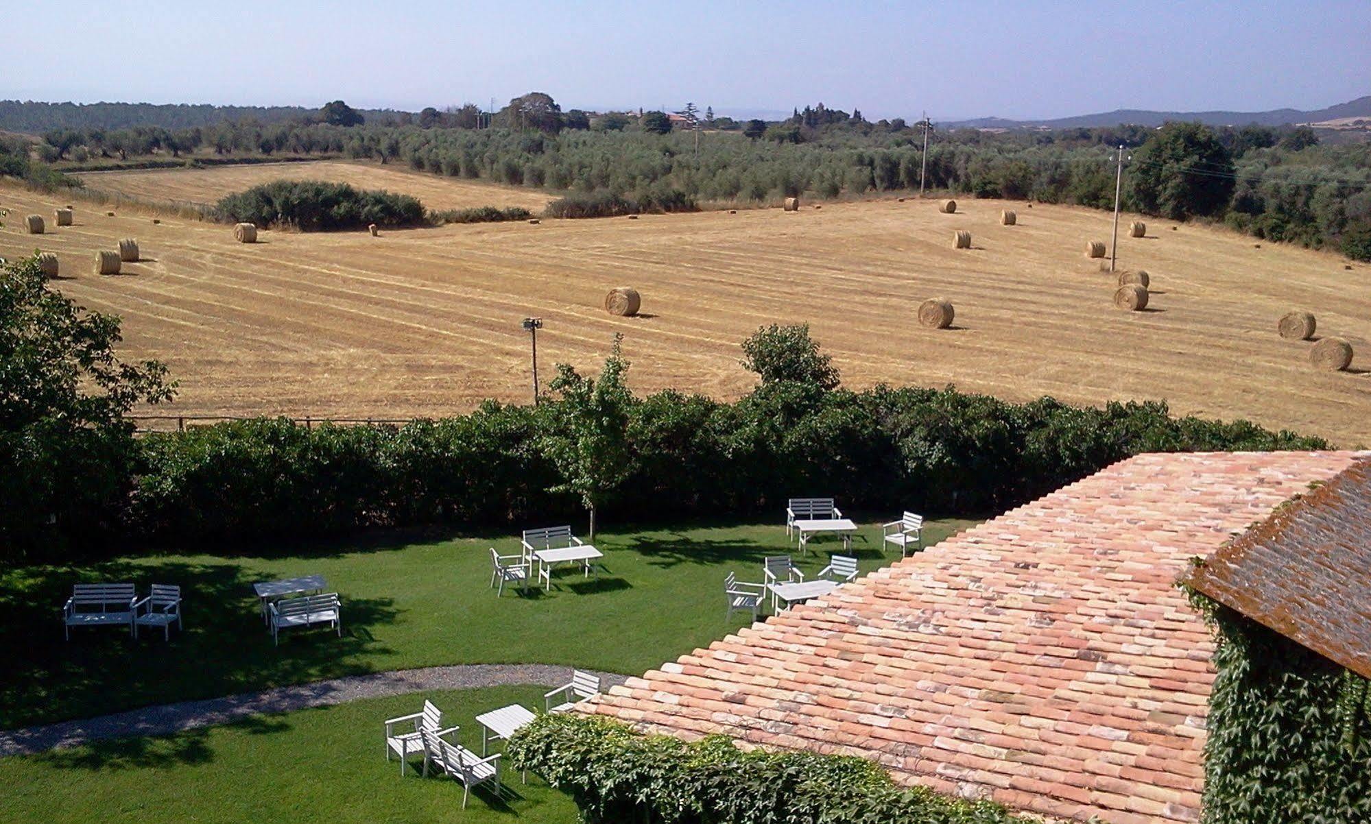 Agriturismo Casale Bonaparte Cellere Buitenkant foto