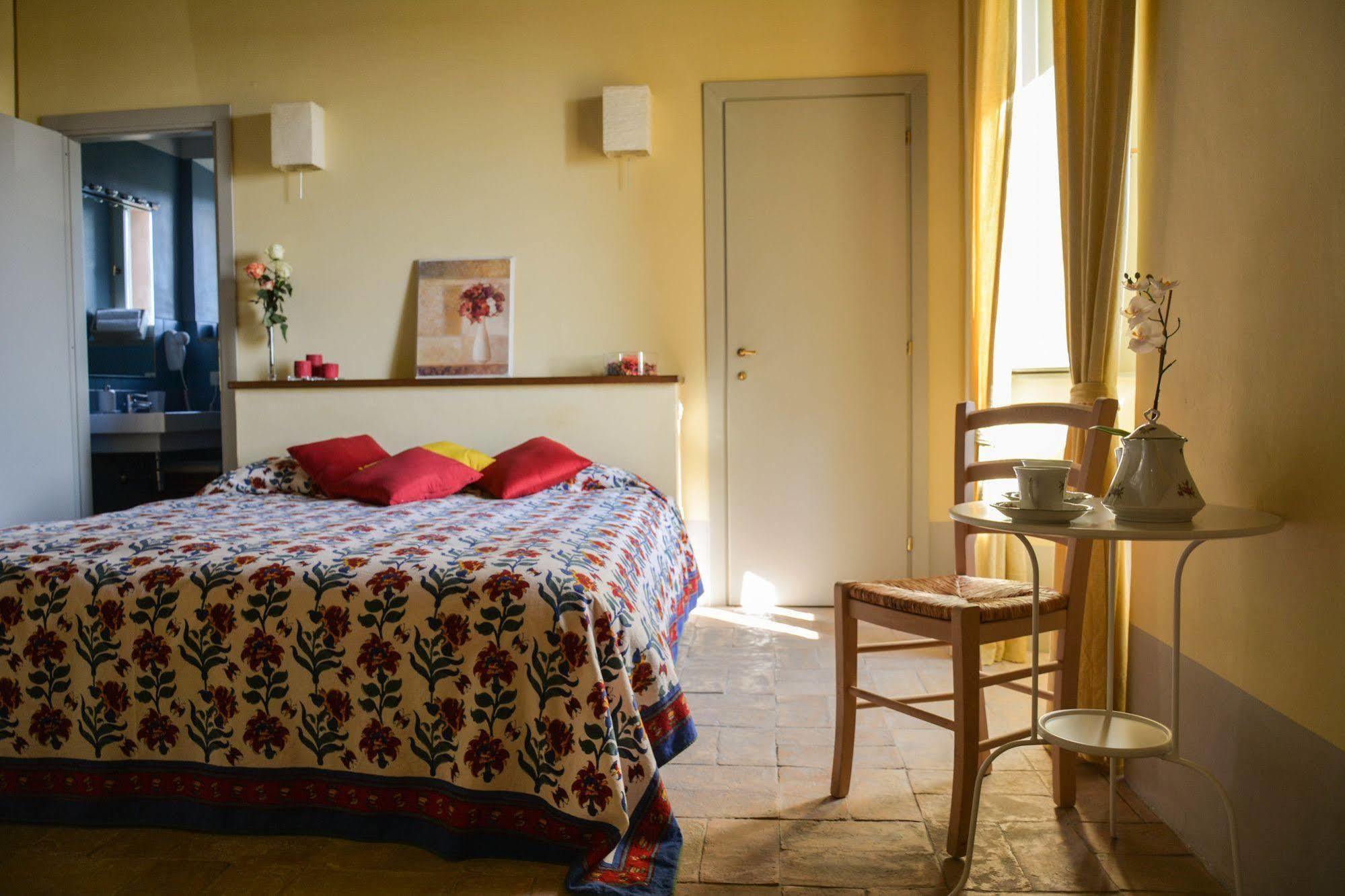 Agriturismo Casale Bonaparte Cellere Buitenkant foto