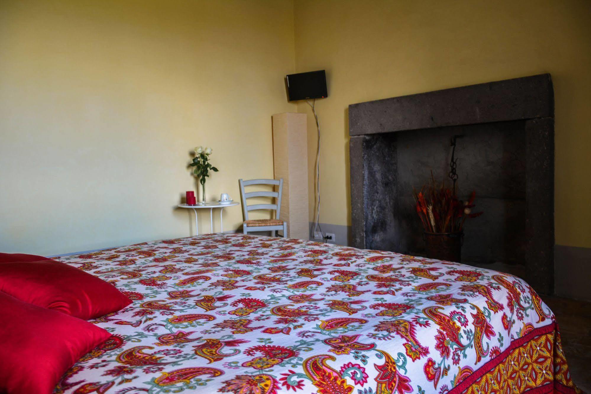 Agriturismo Casale Bonaparte Cellere Buitenkant foto